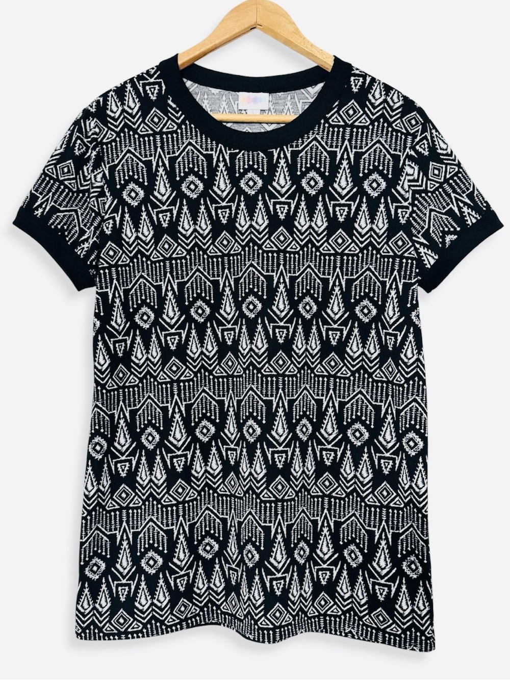 Lularoe Liv Aztec Ringer Tee Tribal Southwestern Black White